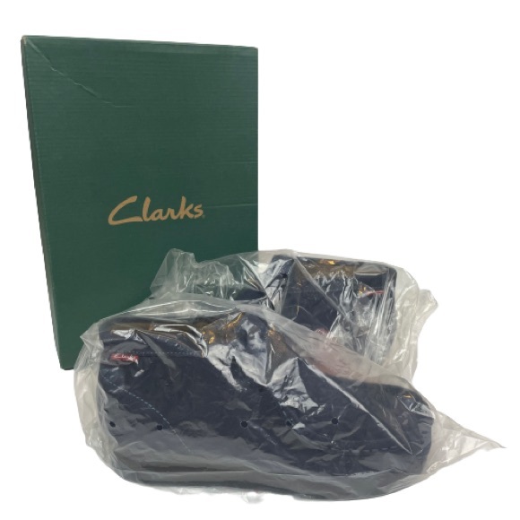 Clark’s Dark Blue Suede Wallabees Casual Shoe Men’s 7M